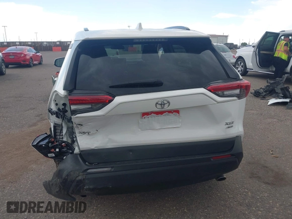 2024 Toyota RAV4 XLE with VIN 2T3P1RFV2RW454181, listed as a IAAI auction lot 42673458 with 31,803 mi miles and . Bid and sale history available at DreamBid. Image 16.