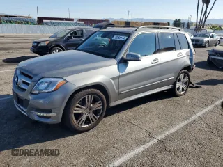 2015 Mercedes-Benz GLK with VIN WDCGG8JB6FG378200, listed as a Copart auction lot 70366114 with 73,980 mi miles and Salvage Title. Bid and sale history available at carsss.com. Image 1.