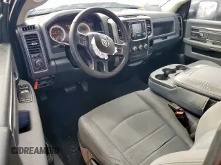 2017 Ram 1500 Tradesman z VIN 3C6JR6AG4HG636931, wystawiony jako Copart lot #60932795 z przebiegiem 157 961 mil mil oraz Szkoda całkowita • Salvage title. Historia ofert i sprzedaży dostępna na DreamBid. Obrazek 8.