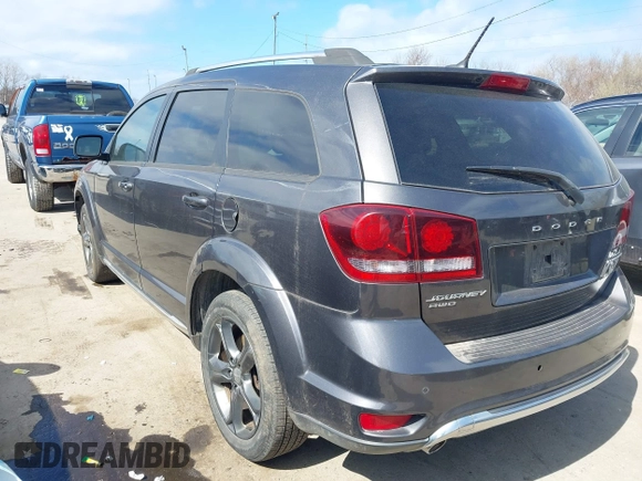 2015 Dodge Journey Crossroad with VIN 3C4PDDGG1FT675803, listed as a IAAI auction lot 41864112 with 97,842 mi miles. Bid and sale history available at carsss.com. Image 3.