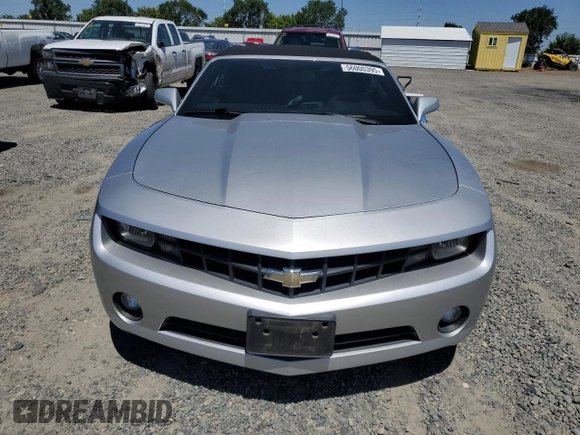 2011 Chevrolet Camaro 1LT z VIN 2G1FB3DD1B9193909, wystawiony jako Copart lot #56000395 z przebiegiem 110 248 mil mil oraz Szkoda całkowita • Salvage title. Historia ofert i sprzedaży dostępna na DreamBid. Obrazek 5.