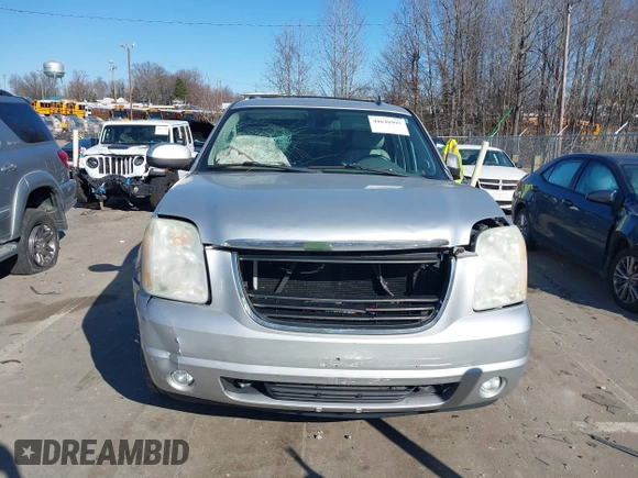 2011 GMC Yukon XL SLT z VIN 1GKS1KE05BR386637, wystawiony jako IAAI lot #41648997 z przebiegiem 162 262 mil mil oraz . Historia ofert i sprzedaży dostępna na DreamBid. Obrazek 12.