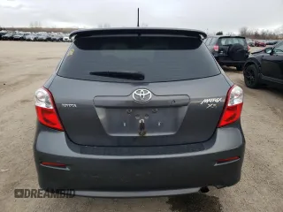 2009 Toyota Matrix S z VIN 2T1KE40E79C021007, wystawiony jako Copart lot #83045034 z przebiegiem Nie podano mil oraz Czysty tytuł • Clean title. Historia ofert i sprzedaży dostępna na DreamBid. Obrazek 6.