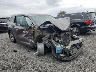 2015 Toyota Highlander Limited with VIN 5TDDKRFH8FS179004, listed as a Copart auction lot 52217125 with 156,334 mi miles and Salvage Title. Bid and sale history available at carsss.com. Image 4.
