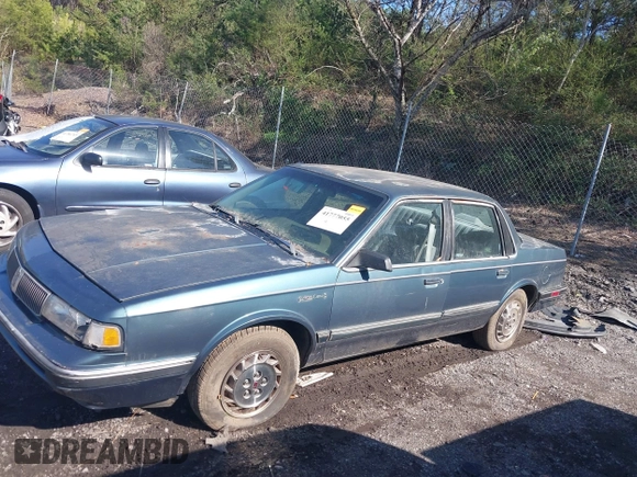 1993 Oldsmobile Cutlass Ciera S with VIN 1G3AG55N5P6317040, listed as a IAAI auction lot 41777055 with 208,984 mi miles and . Bid and sale history available at DreamBid. Image 14.