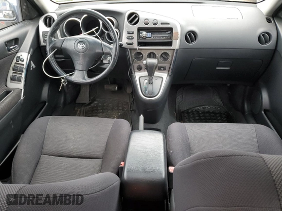 2003 Toyota Matrix Std z VIN 2T1LR32EX3C098445, wystawiony jako Copart lot #52904355 z przebiegiem 299 999 mil mil oraz Czysty tytuł • Clean title. Historia ofert i sprzedaży dostępna na DreamBid. Obrazek 8.