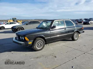 1981 BMW 3 Series z VIN WBAAG330XB8018908, wystawiony jako Copart lot #41856775 z przebiegiem 132 749 mil mil oraz Tytuł czysty. Historia ofert i sprzedaży dostępna na DreamBid. Obrazek 1.