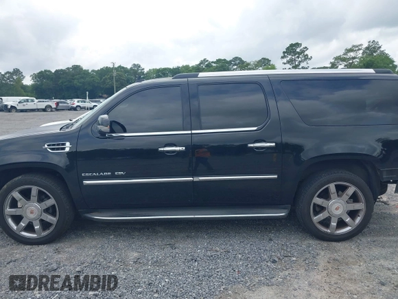 2014 Cadillac Escalade ESV Luxury with VIN 1GYS4HEF6ER199190, listed as a IAAI auction lot 42365693 with 144,875 mi miles and . Bid and sale history available at DreamBid. Image 15.