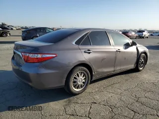 2015 Toyota Camry XLE with VIN 4T4BF1FK9FR494111, listed as a Copart auction lot 48551595 with 292,273 mi miles and Salvage Title. Bid and sale history available at DreamBid. Image 3.