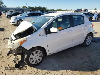 2014 Toyota Yaris L with VIN VNKKTUD32EA008556, listed as a Copart auction lot 80899304 with 0 mi miles and Salvage Title. Bid and sale history available at carsss.com. Image 1.