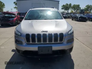 2017 Jeep Cherokee Sport with VIN 1C4PJLAB3HW573786, listed as a Copart auction lot 51714305 with 183,324 mi miles and Clean Title. Bid and sale history available at carsss.com. Image 5.