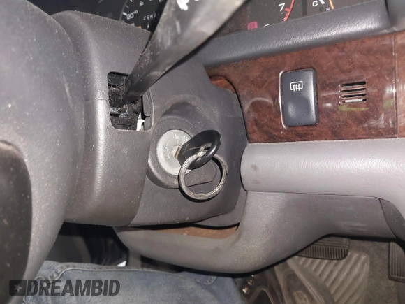 1996 Nissan Altima XE with VIN 1N4BU31D4TC139105, listed as a IAAI auction lot 40241213 with 115,817 mi miles and . Bid and sale history available at DreamBid. Image 11.