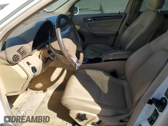 2004 Mercedes-Benz C 240 with VIN WDBRF61J84A607911, listed as a Copart auction lot 59142465 with 180,572 mi miles and Salvage title. Bid and sale history available at DreamBid. Image 7.