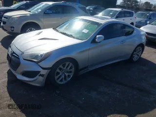 2013 Hyundai Genesis Coupe R-Spec with VIN KMHHT6KD7DU096698, listed as a IAAI auction lot 41604486 with Not provided miles and . Bid and sale history available at DreamBid. Image 2.