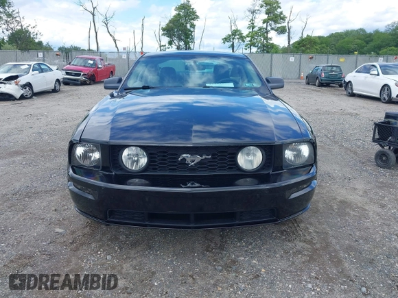 2007 Ford Mustang GT Deluxe with VIN 1ZVHT82H275346816, listed as a IAAI auction lot 42341547 with 89,870 mi miles and . Bid and sale history available at DreamBid. Image 12.