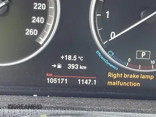 2015 BMW X3 xDrive28i z VIN 5UXWX9C58F0D51654, wystawiony jako IAAI lot #42234425 z przebiegiem 105 171 mil mil oraz . Historia ofert i sprzedaży dostępna na DreamBid. Obrazek 15.