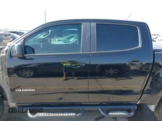 2016 Chevrolet Colorado 2WD LT z VIN 1GCGSCE3XG1213278, wystawiony jako IAAI lot #41931752 z przebiegiem 103 622 mil mil oraz . Historia ofert i sprzedaży dostępna na DreamBid. Obrazek 15.