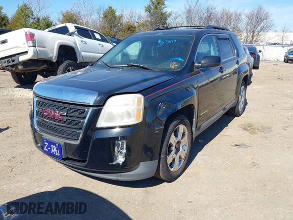 2012 GMC Terrain SLT-1 with VIN 2GKFLVE53C6146153, listed as a IAAI auction lot 41673119 with 207,699 mi miles. Bid and sale history available at carsss.com. Image 2.