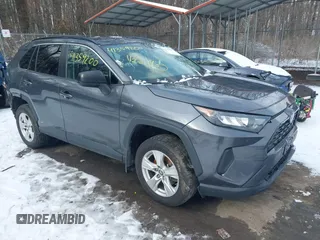 2021 Toyota RAV4 Hybrid LE z VIN 4T3LWRFV1MU025476, wystawiony jako IAAI lot #41359200 z przebiegiem 70 468 mil mil oraz . Historia ofert i sprzedaży dostępna na DreamBid. Obrazek 1.