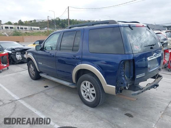 2008 Ford Explorer Eddie Bauer z VIN 1FMEU64E58UA04659, wystawiony jako IAAI lot #42013830 z przebiegiem 127 317 mil mil oraz . Historia ofert i sprzedaży dostępna na DreamBid. Obrazek 3.