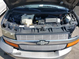 2004 Chevrolet Express Passenger with VIN 1GBFG15T641138032, listed as a IAAI auction lot 42005922 with 200,232 mi miles and . Bid and sale history available at DreamBid. Image 10.