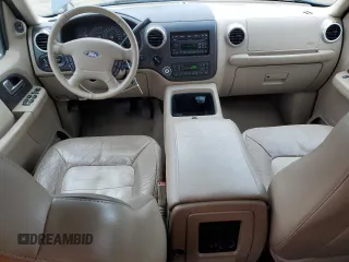 2004 Ford Expedition Eddie Bauer z VIN 1FMFU18L34LB79928, wystawiony jako Copart lot #51778635 z przebiegiem 175 554 mil mil oraz Czysty tytuł • Clean title. Historia ofert i sprzedaży dostępna na DreamBid. Obrazek 8.