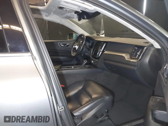 2019 Volvo XC60 Momentum with VIN LYVA22RK4KB229432, listed as a IAAI auction lot 42419336 with 67,179 mi miles and . Bid and sale history available at DreamBid. Image 5.
