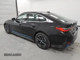 2024 BMW i4 xDrive40 z VIN WBY83FB05RFS78234, wystawiony jako Copart lot #53400425 z przebiegiem 20 731 mil mil oraz Tytuł czysty. Historia ofert i sprzedaży dostępna na DreamBid. Obrazek 2.