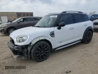 2018 MINI Countryman Cooper S with VIN WMZYT5C39J3D81881, listed as a Copart auction lot 51741095 with 69,933 mi miles and Salvage title. Bid and sale history available at DreamBid. Image 1.