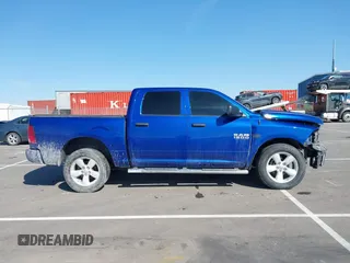 2015 Ram 1500 Express z VIN 1C6RR7KTXFS600736, wystawiony jako IAAI lot #41930522 z przebiegiem 79 805 mil mil oraz . Historia ofert i sprzedaży dostępna na DreamBid. Obrazek 13.