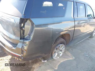 2023 Chevrolet Suburban Premier z VIN 1GNSKFKD9PR278771, wystawiony jako IAAI lot #42198380 z przebiegiem 55 359 mil mil oraz . Historia ofert i sprzedaży dostępna na DreamBid. Obrazek 17.