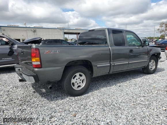 2001 Chevrolet Silverado 1500 with VIN 2GCEC19W611195330, listed as a Copart auction lot 46849985 with 183,929 mi miles and Non Repairable. Bid and sale history available at carsss.com. Image 3.