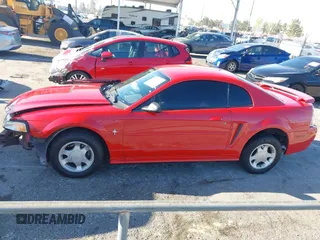 2001 Ford Mustang Standard z VIN 1FAFP40441F122154, wystawiony jako IAAI lot #41866131 z przebiegiem 214 865 mil mil oraz . Historia ofert i sprzedaży dostępna na DreamBid. Obrazek 15.