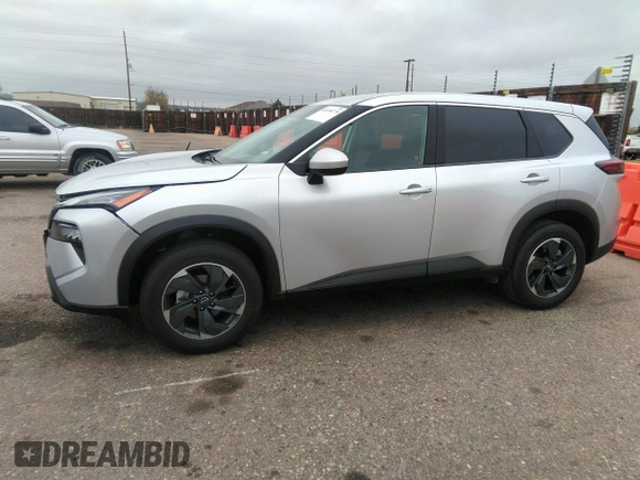 2025 Nissan Rogue SV with VIN 5N1BT3BA5SC804363, listed as a IAAI auction lot 42130775 with 6,078 mi miles. Bid and sale history available at carsss.com. Image 14.