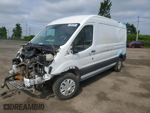 2015 Ford Transit Cargo with VIN 1FTNR2CM2FKB24077, listed as a Copart auction lot 57963285 with 239,419 mi miles and Salvage title. Bid and sale history available at DreamBid. Image 1.
