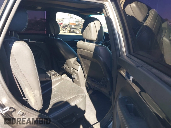 2014 Kia Sorento SX with VIN 5XYKW4A75EG457768, listed as a IAAI auction lot 41388412 with 129,691 mi miles. Bid and sale history available at carsss.com. Image 8.