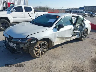 2022 Toyota Avalon Touring z VIN 4T1HZ1FB9NU081762, wystawiony jako IAAI lot #41864696 z przebiegiem 55 647 mil mil oraz . Historia ofert i sprzedaży dostępna na DreamBid. Obrazek 2.
