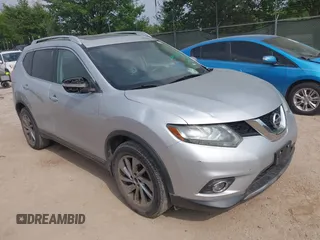 2015 Nissan Rogue SL with VIN 5N1AT2MT2FC875854, listed as a IAAI auction lot 41921295 with 44,055 mi miles. Bid and sale history available at carsss.com. Image 1.