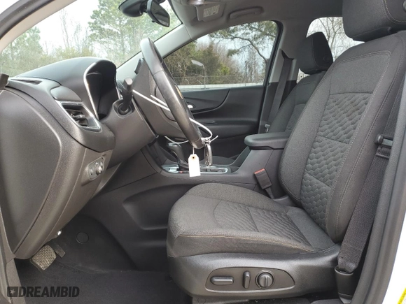 2020 Chevrolet Equinox LT with VIN 3GNAXVEX3LS557136, listed as a Copart auction lot 47953455 with 38,081 mi miles and Salvage Title. Bid and sale history available at carsss.com. Image 7.