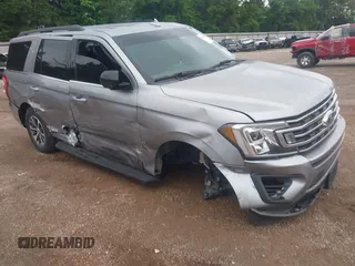 2020 Ford Expedition XL z VIN 1FMJU1FT8LEA72065, wystawiony jako IAAI lot #42202063 z przebiegiem Nie podano mil oraz . Historia ofert i sprzedaży dostępna na DreamBid. Obrazek 1.