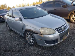 2007 Volkswagen Jetta 2.5 z VIN 3VWRG71K37M029136, wystawiony jako IAAI lot #41291108 z przebiegiem 219 980 mil mil oraz . Historia ofert i sprzedaży dostępna na DreamBid. Obrazek 1.
