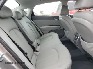 2016 Kia Optima EX with VIN 5XXGU4L32GG088462, listed as a Copart auction lot 85498164 with 35,611 mi miles and Salvage Title. Bid and sale history available at carsss.com. Image 10.