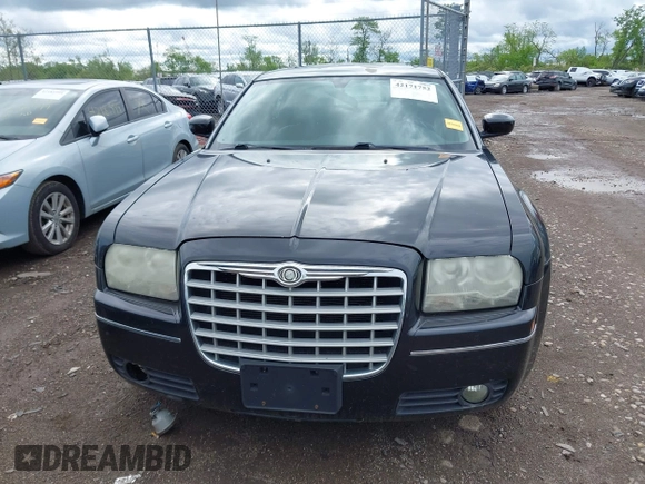 2005 Chrysler 300 Touring with VIN 2C3AA53G85H155393, listed as a IAAI auction lot 42171752 with 225,385 mi miles and . Bid and sale history available at DreamBid. Image 13.