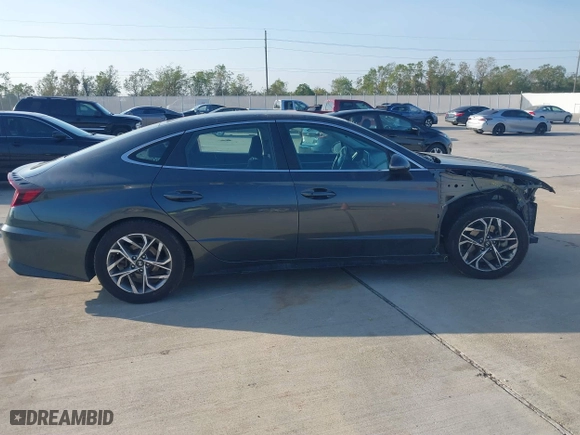 2021 Hyundai Sonata SEL with VIN KMHL64JA0MA148798, listed as a IAAI auction lot 40905753 with 1 mi miles. Bid and sale history available at carsss.com. Image 13.