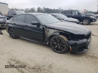 2021 BMW 5 Series M550i xDrive z VIN WBA13BK0XMCF46927, wystawiony jako Copart lot #72636684 z przebiegiem 31 044 mil mil oraz Czysty tytuł • Clean title. Historia ofert i sprzedaży dostępna na DreamBid. Obrazek 4.
