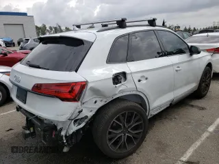 2021 Audi SQ5 Premium Plus with VIN WA1B4AFY5M2040854, listed as a Copart auction lot 45117073 with 42,940 mi miles. Bid and sale history available at carsss.com. Image 3.