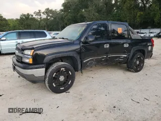 2005 Chevrolet Avalanche Z71 with VIN 3GNEK12Z75G245891, listed as a Copart auction lot 73457764 with 211,255 mi miles and Salvage Title. Bid and sale history available at carsss.com. Image 1.
