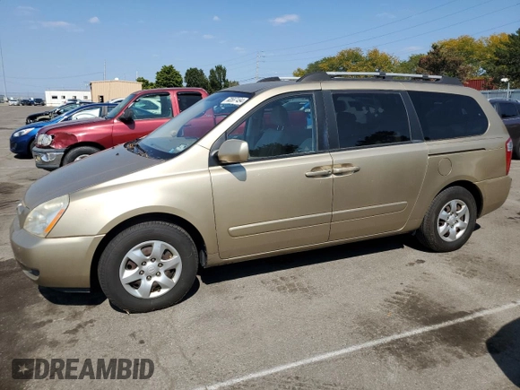 2008 Kia Sedona LX with VIN KNDMB233686258416, listed as a Copart auction lot 68587494 with 153,536 mi miles and Clean Title. Bid and sale history available at carsss.com. Image 1.