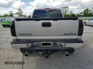 2005 Chevrolet Silverado 1500 Z71 z VIN 1GCEK19B75E233927, wystawiony jako Copart lot #55417145 z przebiegiem 247 547 mil mil oraz Czysty tytuł • Clean title. Historia ofert i sprzedaży dostępna na DreamBid. Obrazek 6.