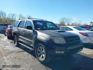 2005 Toyota 4Runner SR5 with VIN JTEBU14R258052004, listed as a IAAI auction lot 40916196 with 189,185 mi miles. Bid and sale history available at carsss.com. Image 1.